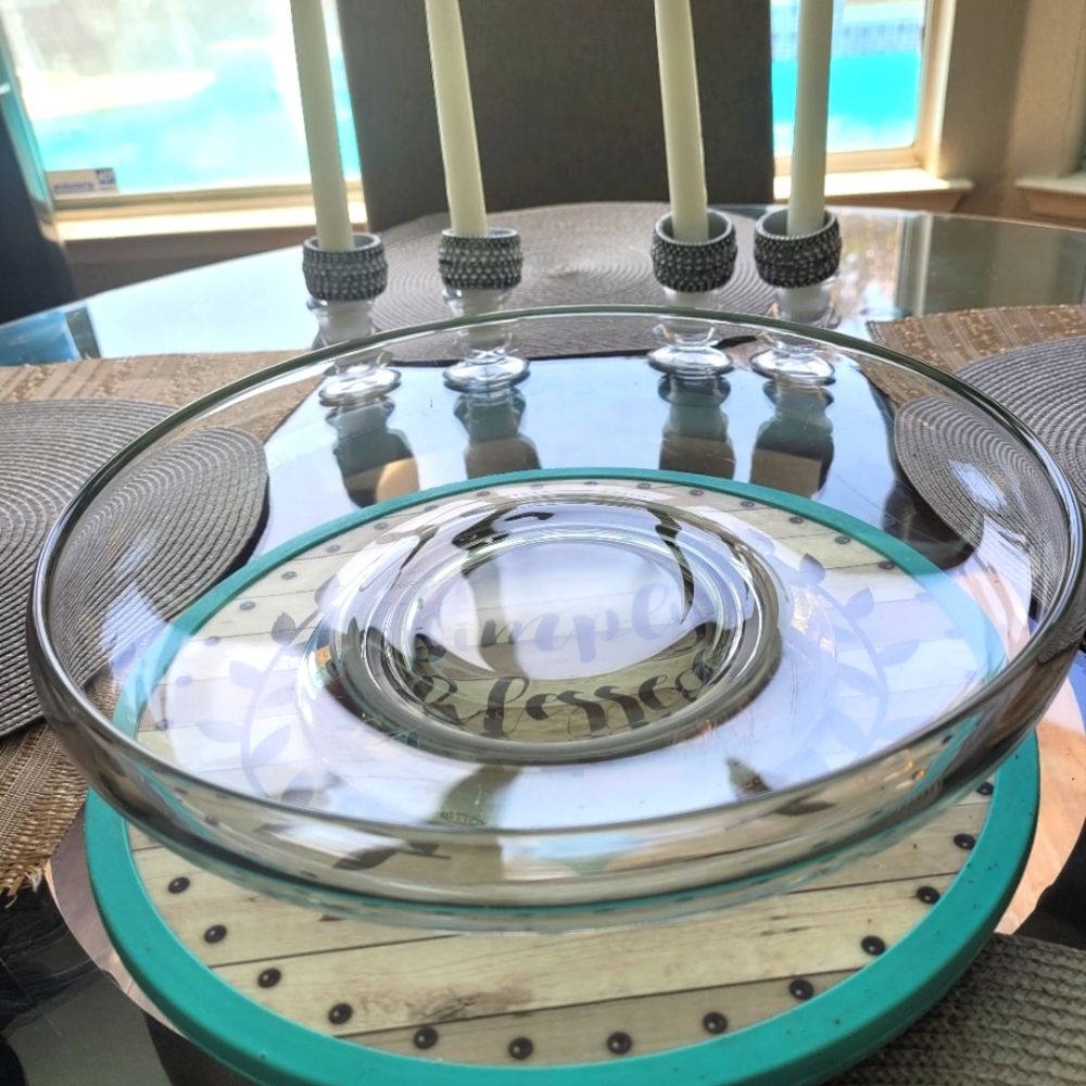 Studio Silversmiths Glass bowl with Silver base